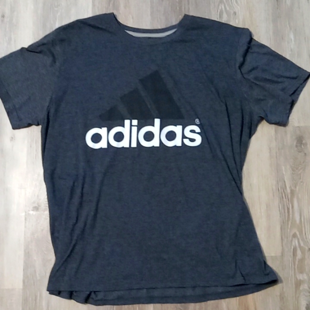 XL Men's Adidas T- Shirt